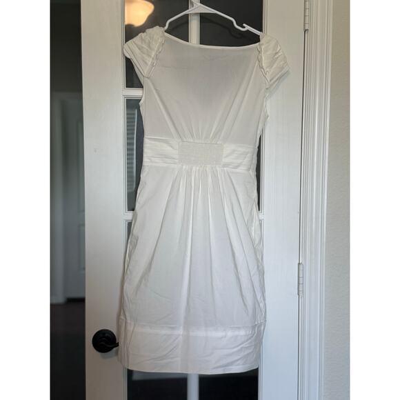 BCBGMAXAZRIA | white CROSSOVER V-NECK DRESS 
SIZE 0 NWT - Picture 8 of 11